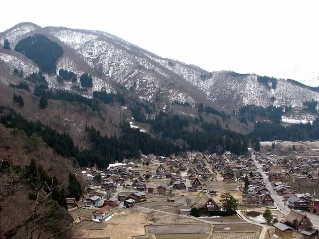 Gifu from Tokyo: Takayama and Shirakawago Travel Guide